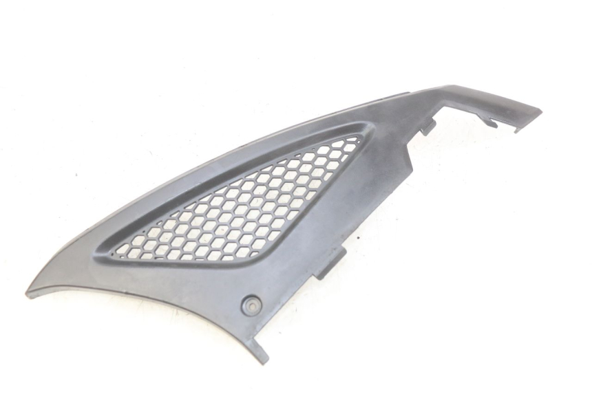 photo de TAPA BAJO EL ASIENTO DERECHO KYMCO AGILITY RS 4T 50 (2009 - 2013) - Vista principal