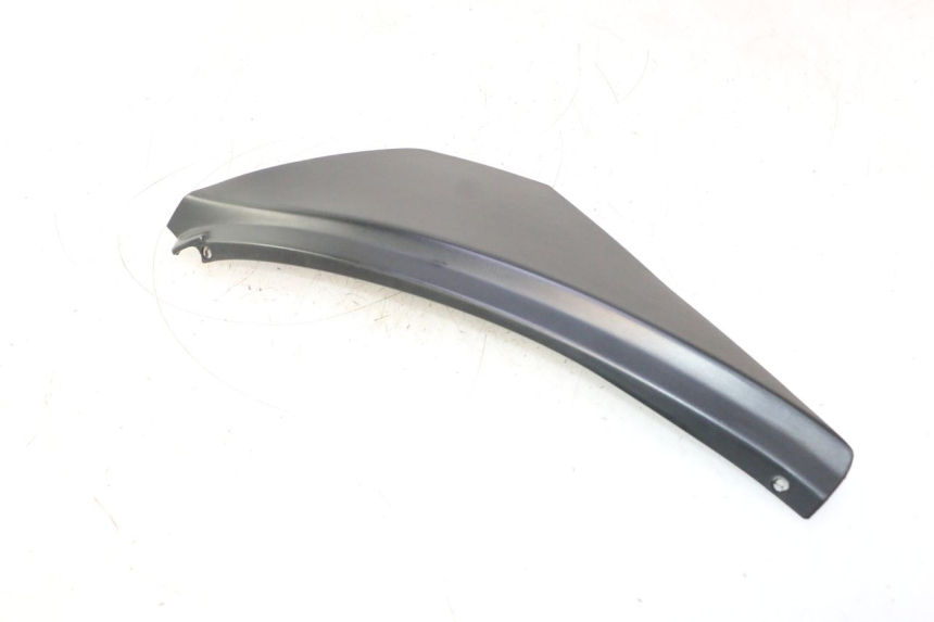 photo de TAPA BAJO ASIENTO DERECHO APRILIA ATLANTIC S 125 (2010 - 2013) - Zoom estado de uso