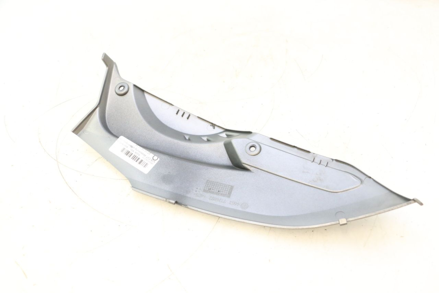 photo de TAPA BAJO EL ASIENTO DERECHO BMW C SPORT 650 (2015 - 2021) - Otra perspectiva