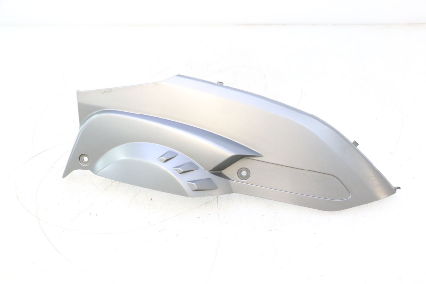 photo de TAPA BAJO EL ASIENTO DERECHO BMW C SPORT 650 (2015 - 2021) - Recambio usado revisado