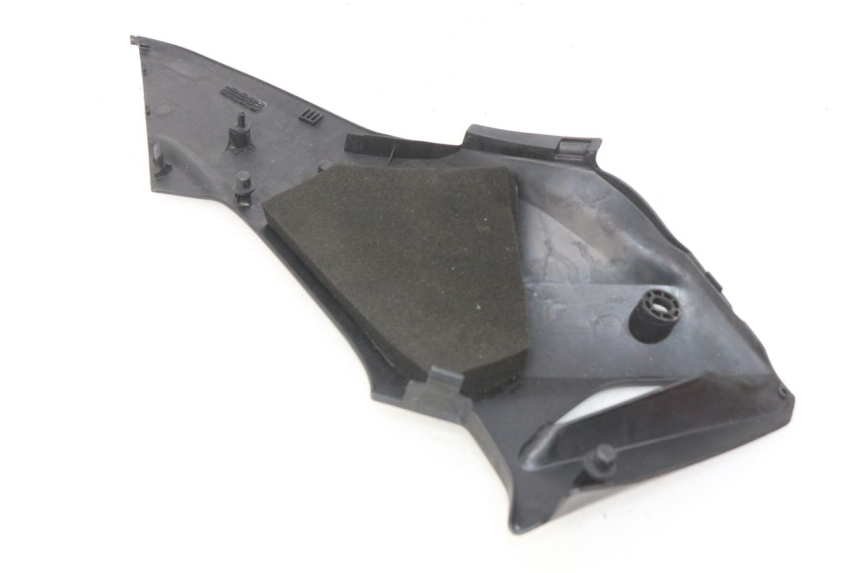 photo de TAPA BAJO ASIENTO DERECHO HONDA CBRF CBR-F PC41 600 (2011 - 2013) - Detalle de la pieza