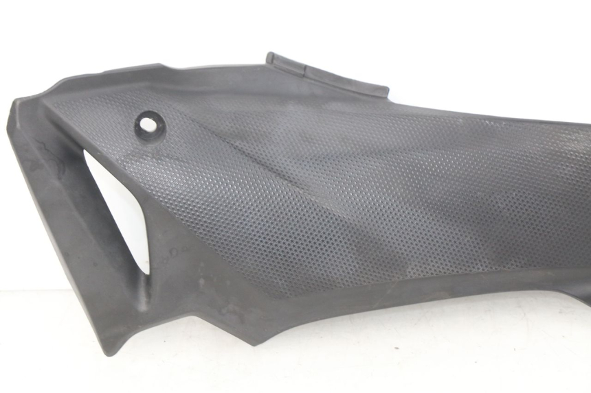 photo de TAPA BAJO ASIENTO DERECHO HONDA CBRF CBR-F PC41 600 (2011 - 2013) - Otra perspectiva