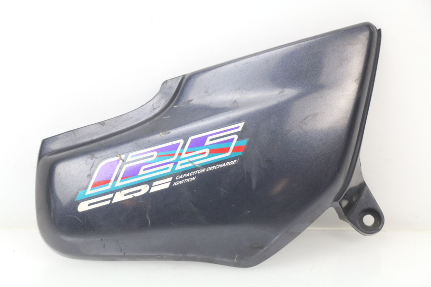 photo de TAPA BAJO ASIENTO DERECHO HONDA CG 125 (1996 - 1998) - Vista principal