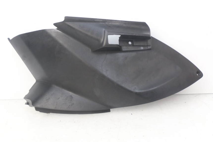 photo de TAPA BAJO EL ASIENTO DERECHO PEUGEOT CITYSTAR 50 (2013 - 2017) - Detalles de los puntos de fijación