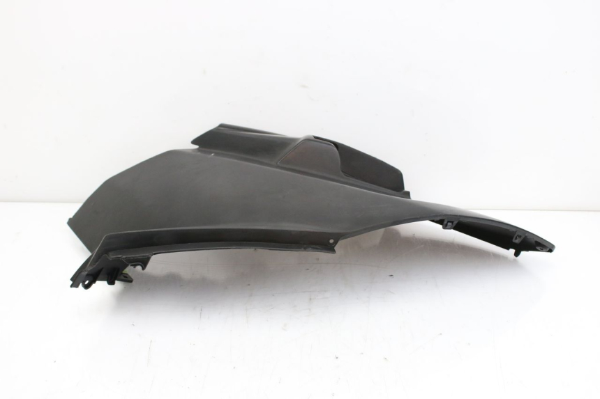 photo de TAPA BAJO EL ASIENTO DERECHO PEUGEOT CITYSTAR 50 (2013 - 2017) - Otra perspectiva