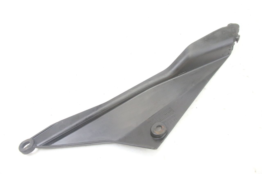 photo de TAPA BAJO ASIENTO DERECHO DERBI SENDA SM DRD X-TREME 50 (2011 - 2017) - Zoom estado de uso