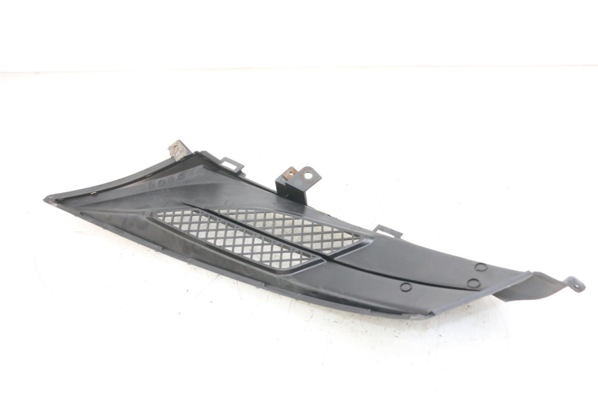 photo de TAPA BAJO EL ASIENTO DERECHO KYMCO DINK 4T 50 (2007 - 2018) - Otra perspectiva