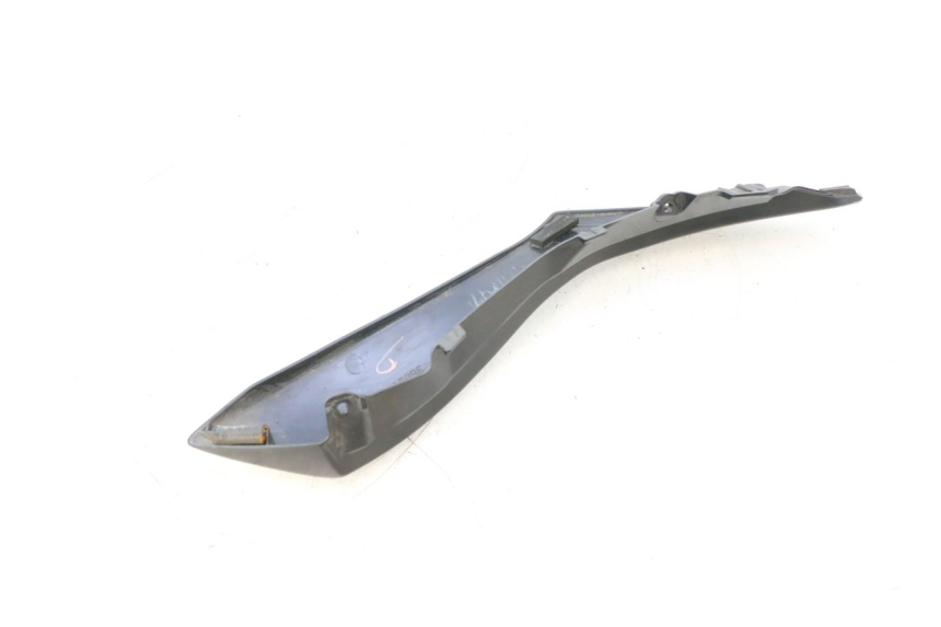 photo de CUBIERTA INFERIOR DERECHA DEL ASIENTO KAWASAKI ER-6 ER6 F ABS 650 (2012 - 2016) - Otra perspectiva