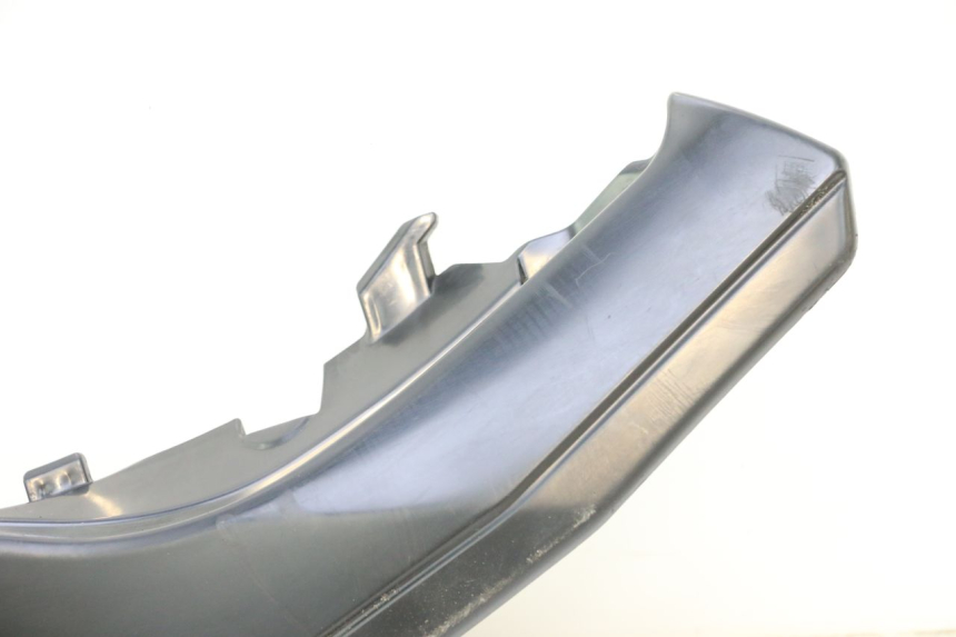 photo de CUBIERTA INFERIOR DERECHA DEL ASIENTO KAWASAKI ER-6 ER6 F ABS 650 (2012 - 2016) - Marcados y referencias originales