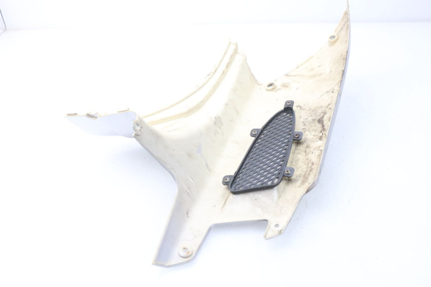 photo de TAPA BAJO ASIENTO DERECHO LINTEX FEVER 2T 50 (2009 - 2022) - Detalles de los puntos de fijación