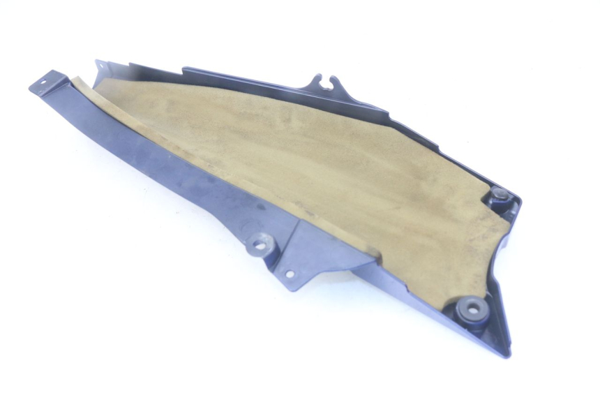 photo de TAPA BAJO EL ASIENTO DERECHO YAMAHA FJR ABS 1300 (2016 - 2020) - Zoom estado de uso