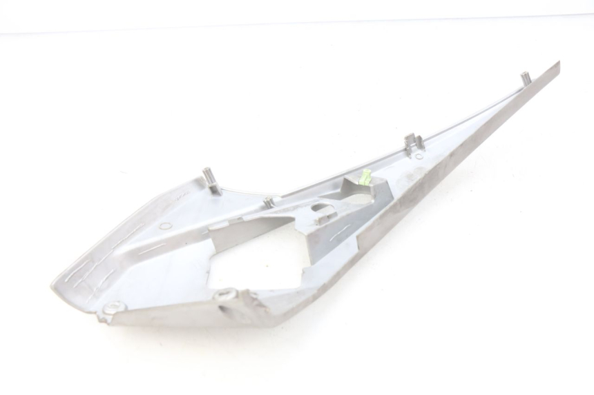 photo de TAPA BAJO EL ASIENTO DERECHO. PEUGEOT GEOPOLIS 400 (2007 - 2013) - Vista general del producto