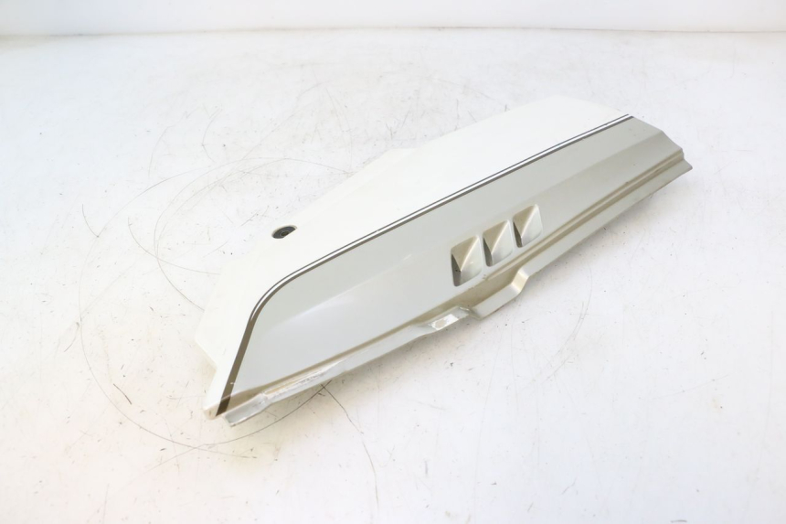 photo de TAPA BAJO ASIENTO DERECHO KAWASAKI GPX F ZX750F 750 (1986 - 1990) - Vista general del producto