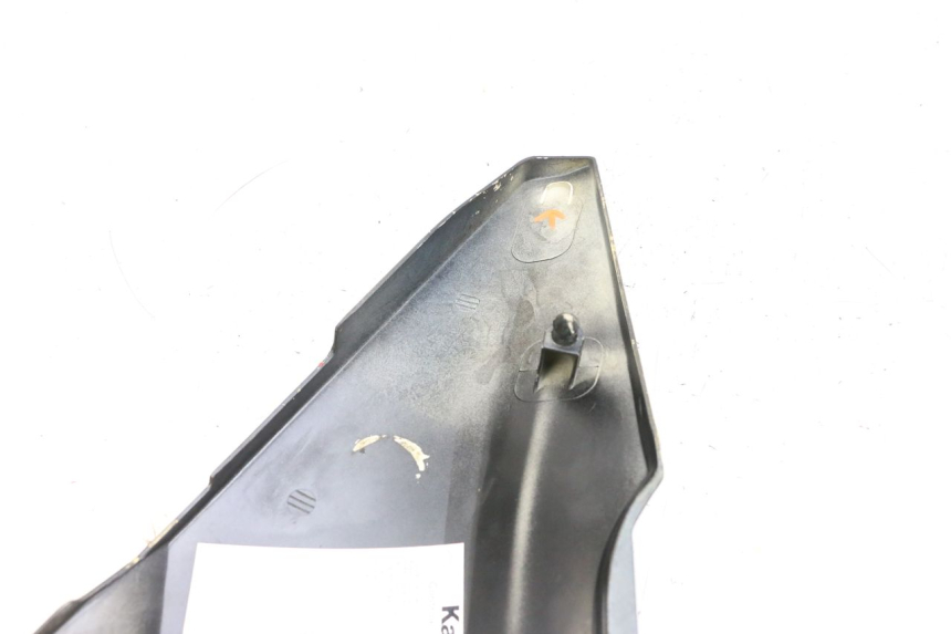 photo de TAPA BAJO ASIENTO DERECHO KAWASAKI GPZ RX 1000 (1986 - 1988) - Detalle de la pieza