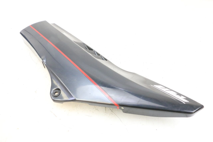 photo de TAPA BAJO ASIENTO DERECHO KAWASAKI GPZ RX 1000 (1986 - 1988) - Recambio usado revisado