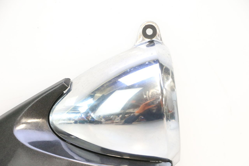 photo de TAPA BAJO ASIENTO DERECHO SUZUKI GSF N BANDIT 1200 (2001 - 2005) - Estado de la superficie y material