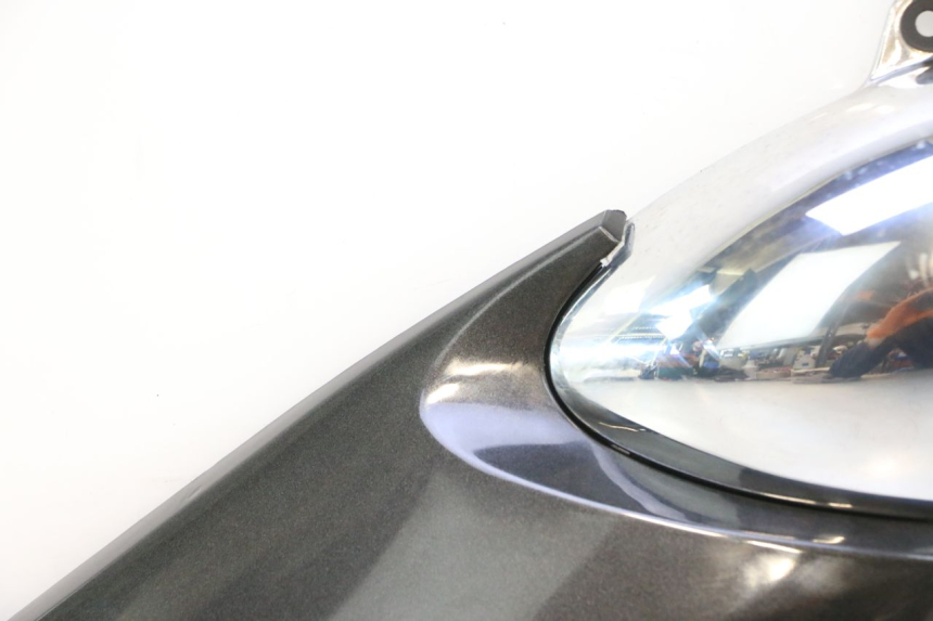 photo de TAPA BAJO ASIENTO DERECHO SUZUKI GSF N BANDIT 1200 (2001 - 2005) - Recambio usado revisado
