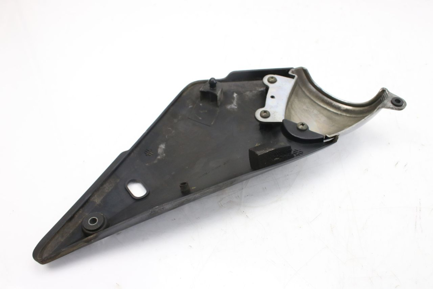 photo de TAPA BAJO EL ASIENTO DERECHO SUZUKI GSF S BANDIT 600 (2000 - 2004) - Otra perspectiva