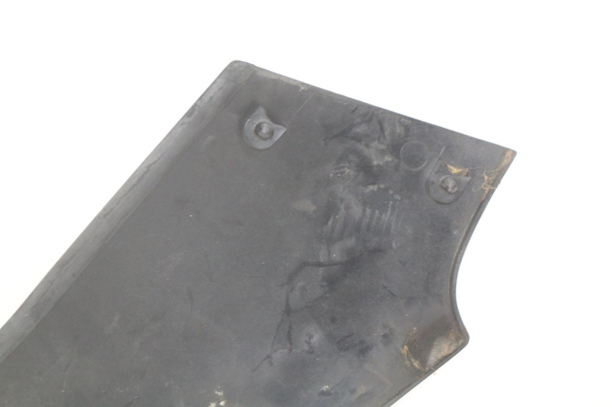 photo de TAPA DEBAJO DEL ASIENTO DERECHO SUZUKI GSX-F GSX  F 1100 (1988 - 1994) - Zoom estado de uso