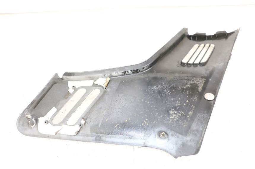 photo de TAPA BAJO ASIENTO DERECHO HONDA CBR F 1000 (1993 - 1996) - Detalle de la pieza