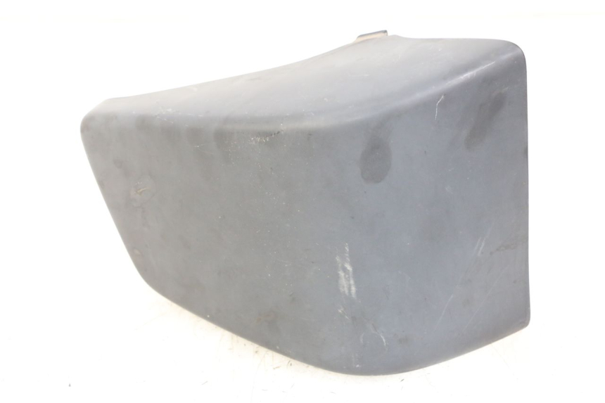 photo de TAPA BAJO ASIENTO DERECHO HONDA VT C2 SHADOW 750 (1997 - 2001) - Vista principal