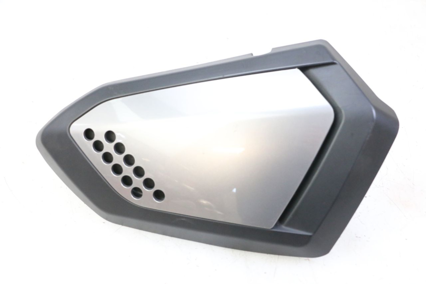 photo de TAPA BAJO ASIENTO DERECHO KEEWAY K-LIGHT KLIGHT 125 (2018 - 2025) - Vista principal