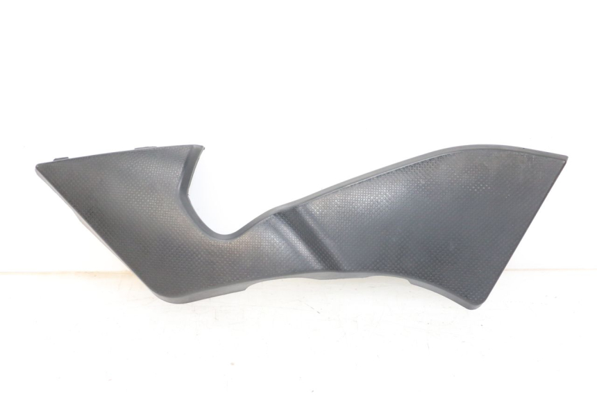 photo de TAPA BAJO ASIENTO DERECHO KYMCO K-PW K-PIPE 50 (2012 - 2017) - Vista principal