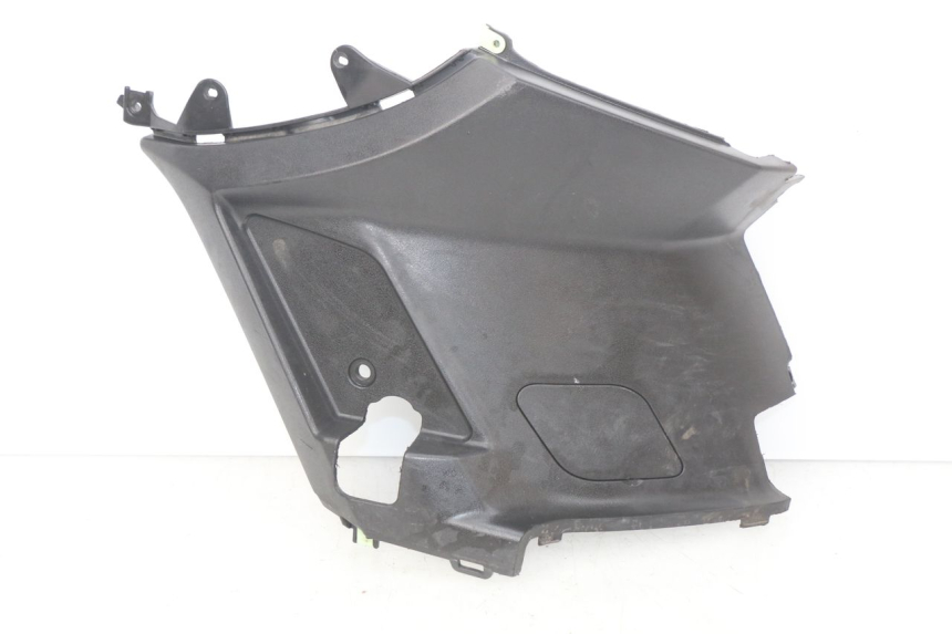 photo de TAPA BAJO EL ASIENTO DERECHO. PEUGEOT KISBEE 2T 50 (2010 - 2017) - Detalle de la pieza
