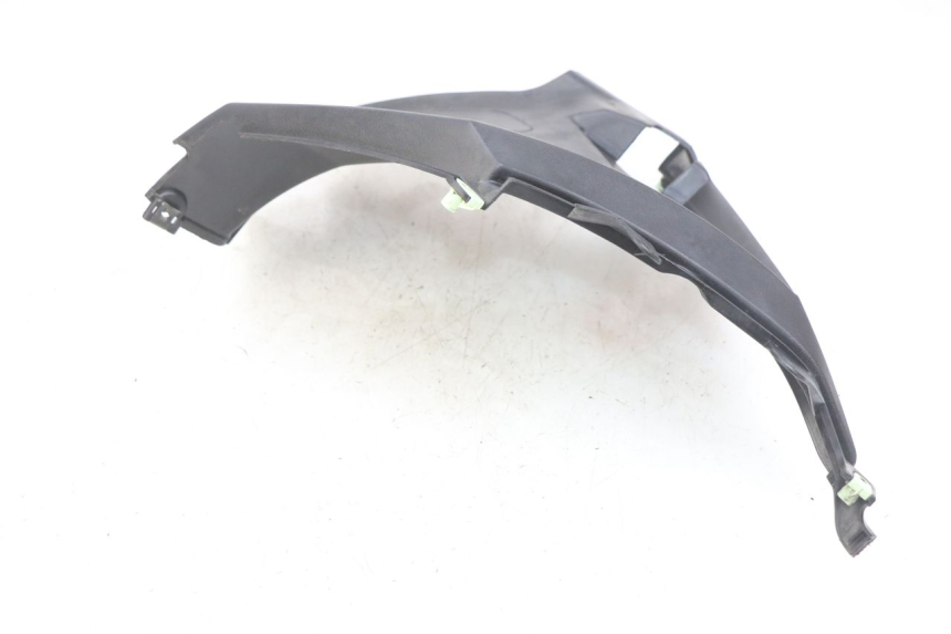 photo de TAPA BAJO EL ASIENTO DERECHO. PEUGEOT KISBEE 2T 50 (2010 - 2017) - Primer plano técnico