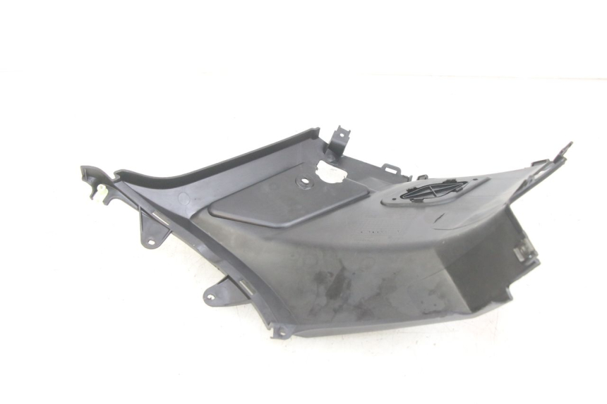 photo de TAPA DEBAJO DEL ASIENTO DERECHO PEUGEOT KISBEE 4T 50 (2010 - 2017) - Detalle de la pieza