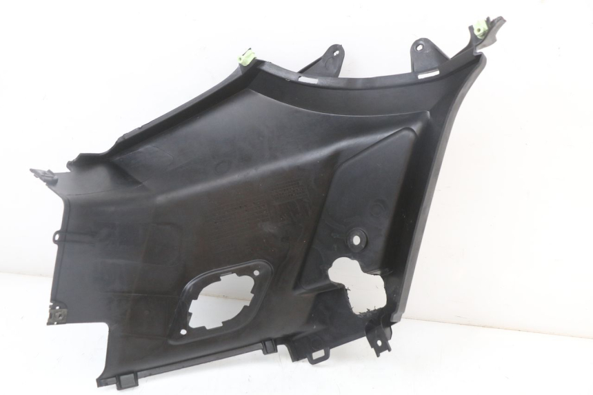 photo de TAPA BAJO EL ASIENTO DERECHO PEUGEOT KISBEE 4T 50 (2018 - 2022) - Zoom estado de uso