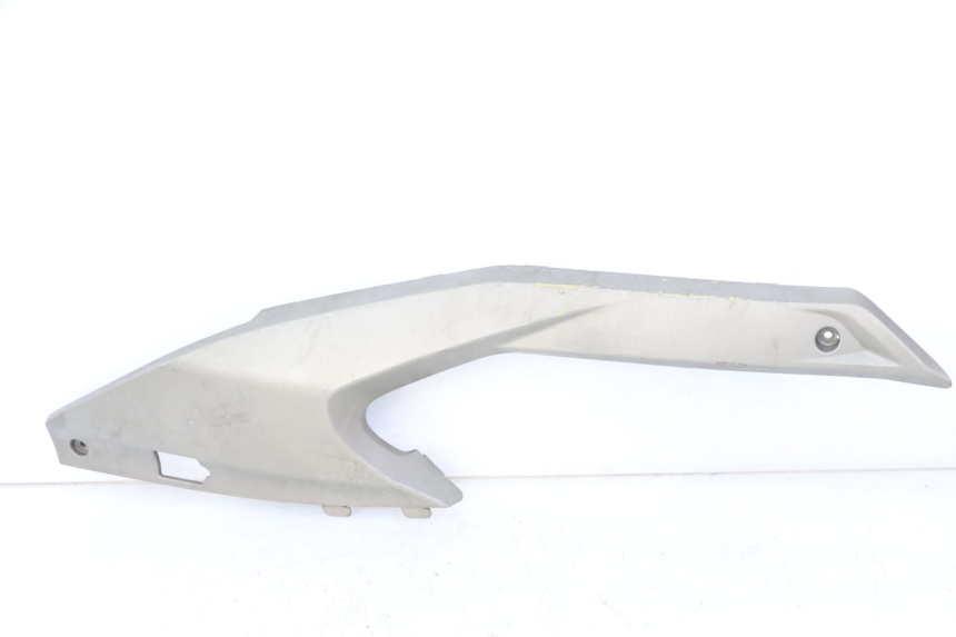 photo de TAPA BAJO ASIENTO DERECHO KYMCO XCITING 500 (2007 - 2010) - Vista principal