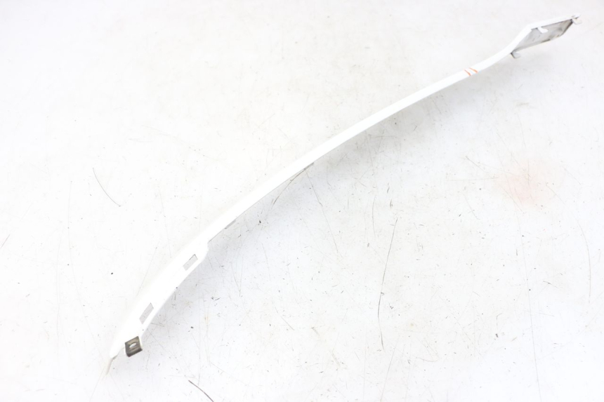 photo de TAPA BAJO EL ASIENTO DERECHO. KYMCO LIKE 125 (2009 - 2016) - Otra vista del artículo