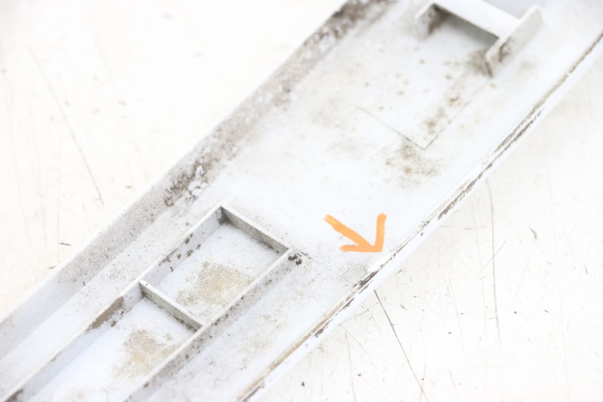 photo de TAPA BAJO EL ASIENTO DERECHO. KYMCO LIKE 125 (2009 - 2016) - Vista general del producto