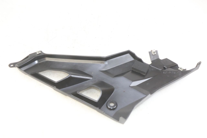 photo de TAPA BAJO EL ASIENTO DERECHO. YAMAHA MT ABS 125 (2014 - 2018) - Zoom estado de uso