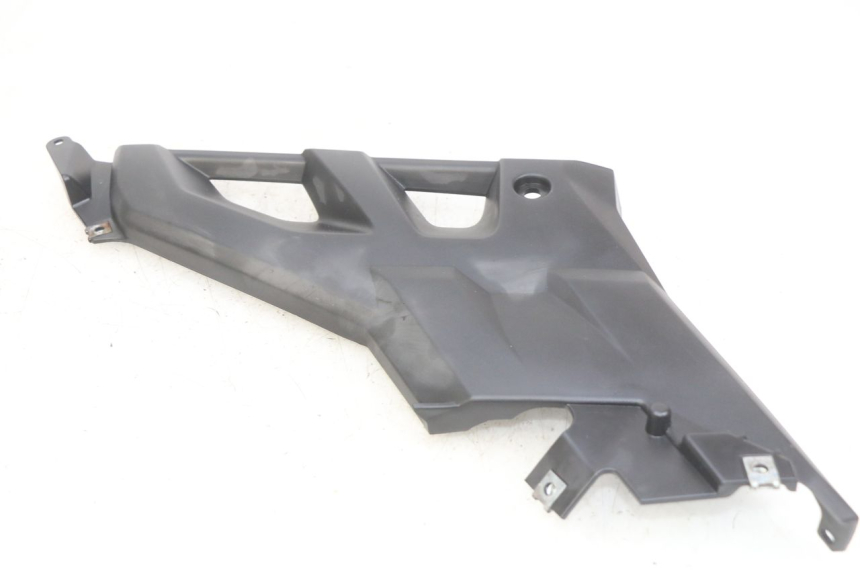 photo de TAPA BAJO EL ASIENTO DERECHO. YAMAHA MT ABS 125 (2014 - 2018) - Vista general del producto