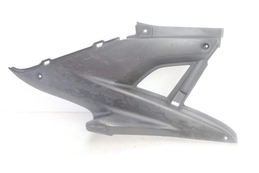 photo de TAPA BAJO ASIENTO DERECHO MBK NITRO 50 (2004 - 2008) - Vista principal