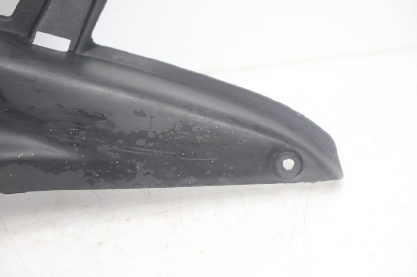 photo de TAPA BAJO ASIENTO DERECHO MBK NITRO 50 (2004 - 2008) - Otra perspectiva