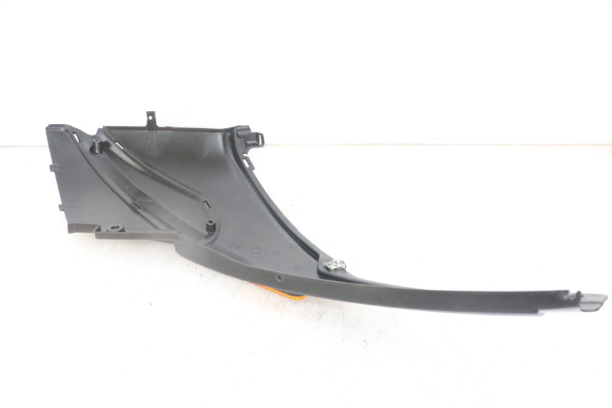 photo de TAPA BAJO ASIENTO DERECHO PIAGGIO NRG POWER PUREJET 50 (2018 - 2021) - Zoom estado de uso