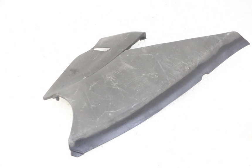 photo de TAPA BAJO ASIENTO DERECHO HONDA NTV DEAUVILLE ABS 700 (2007 - 2016) - Zoom estado de uso