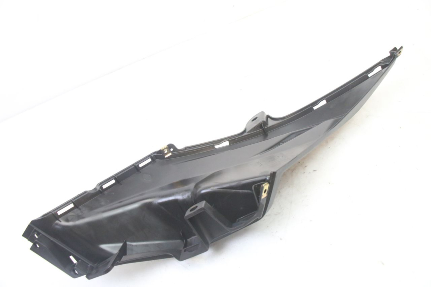 photo de TAPA BAJO ASIENTO DERECHO SYM ORBIT III 3 4T 50 (2021 - 2025) - Vista general del producto