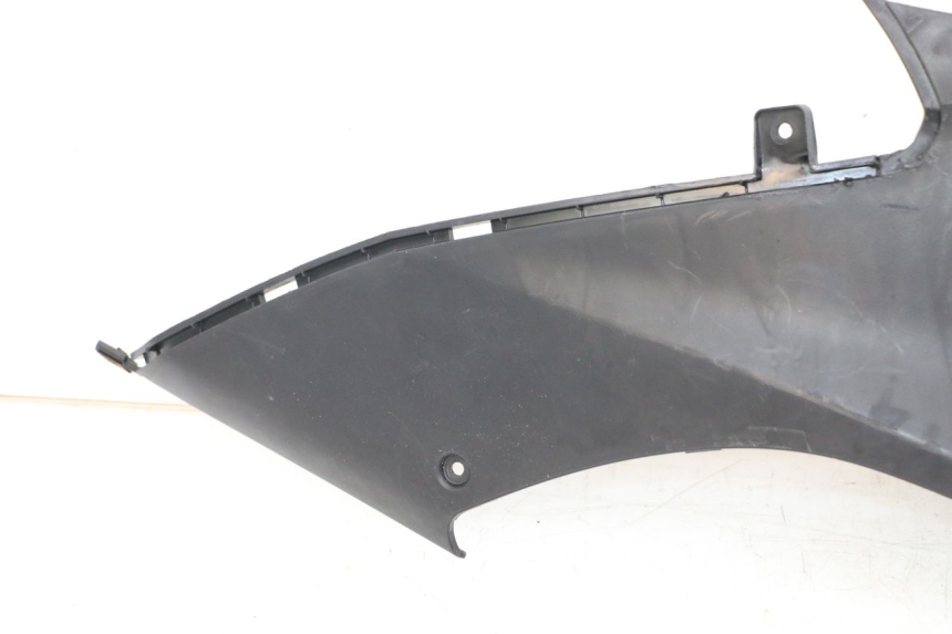 photo de TAPA BAJO ASIENTO DERECHO MBK OVETTO ONE 2T 50 (2013 - 2017) - Vista general del producto