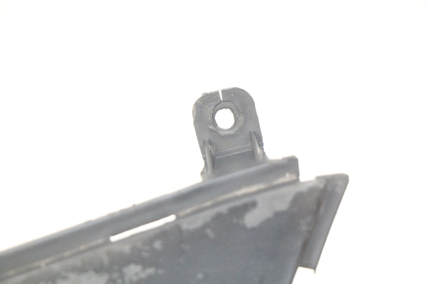 photo de TAPA BAJO EL ASIENTO DERECHO. KEEWAY RY6 2T 50 (2011 - 2019) - Zoom estado de uso