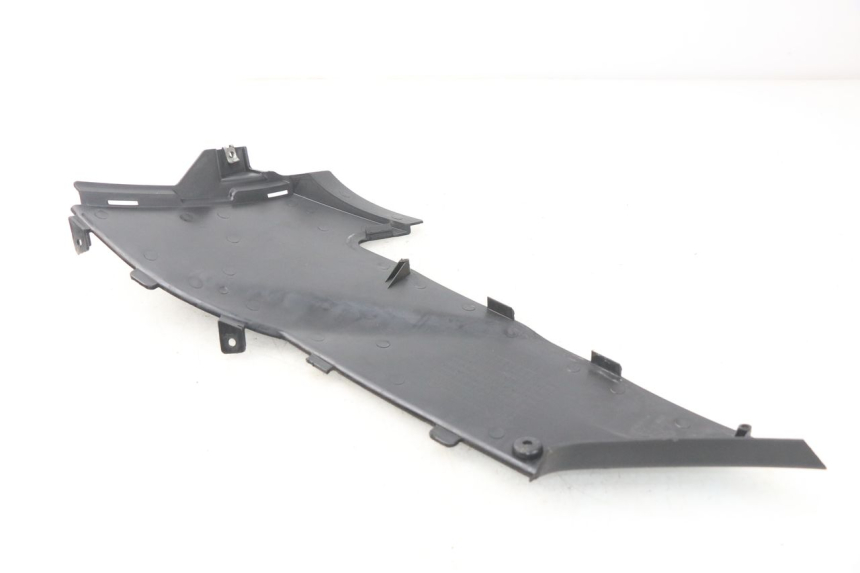 photo de TAPA BAJO EL ASIENTO DERECHO DAELIM S2 FI 125 (2008 - 2017) - Zoom estado de uso