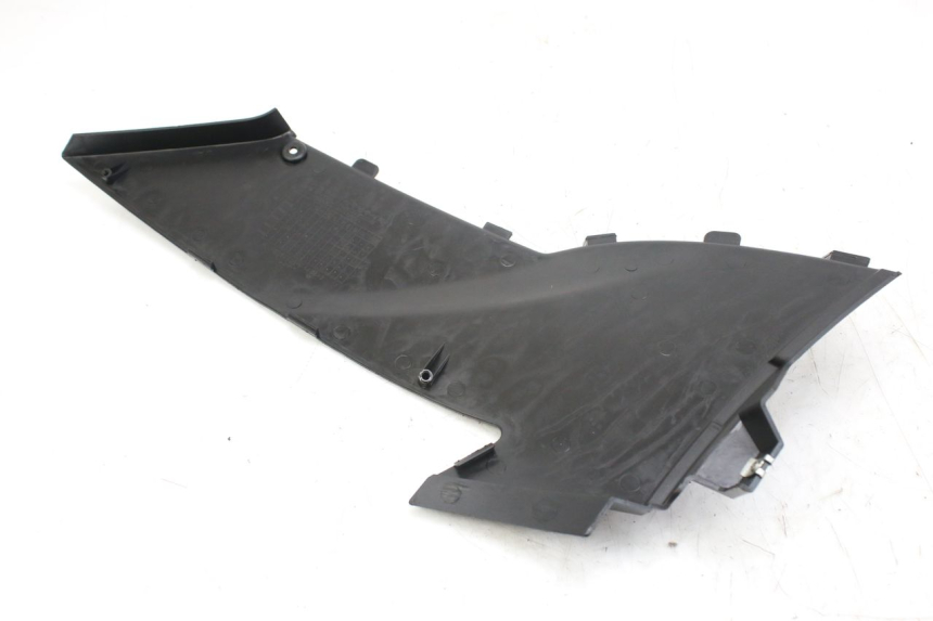 photo de TAPA BAJO EL ASIENTO DERECHO DAELIM S2 FI 125 (2008 - 2017) - Otra perspectiva