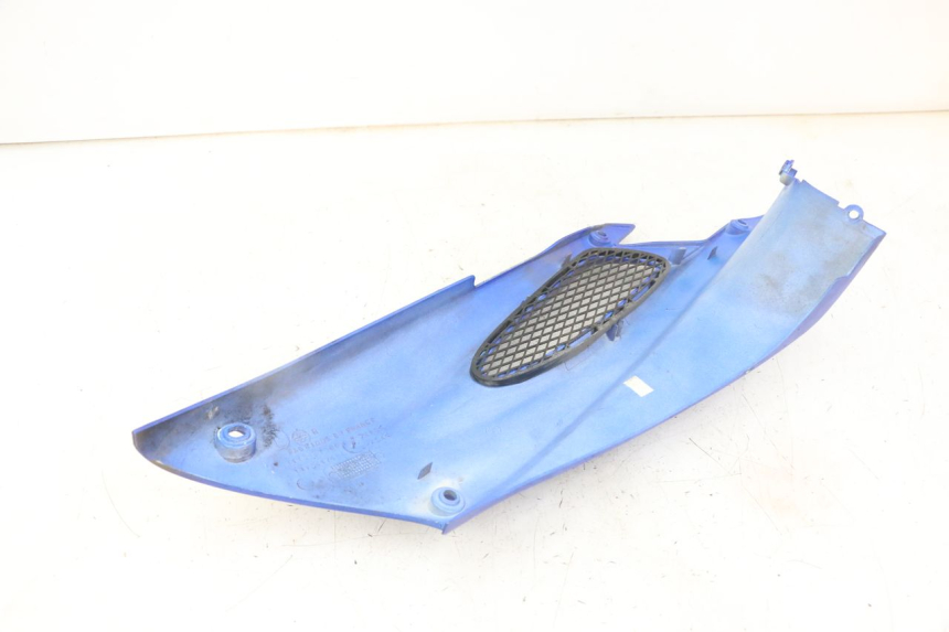 photo de TAPA BAJO ASIENTO DERECHO PEUGEOT SPEEDFIGHT 2 LC 50 (2000 - 2009) - Otra perspectiva