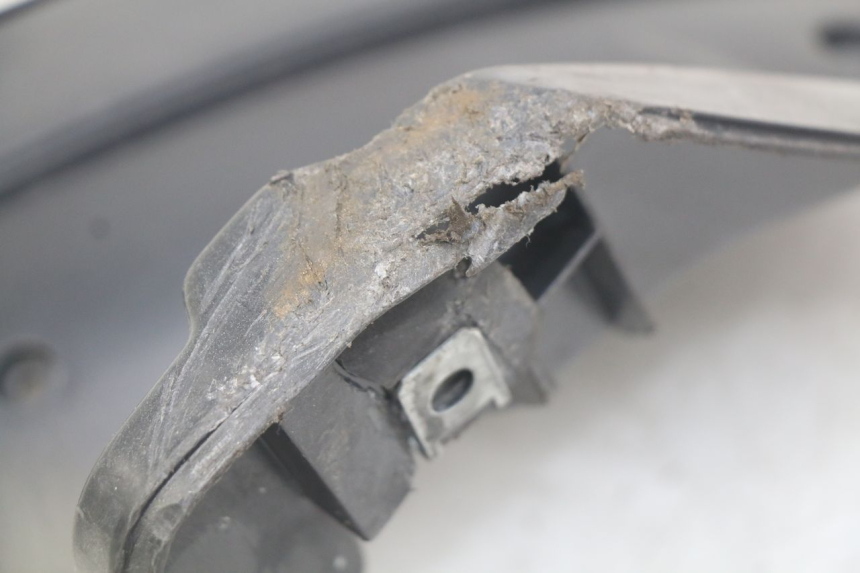 photo de TAPA BAJO EL ASIENTO DERECHO. APRILIA SR 2T 50 (2012 - 2017) - Vista general del producto