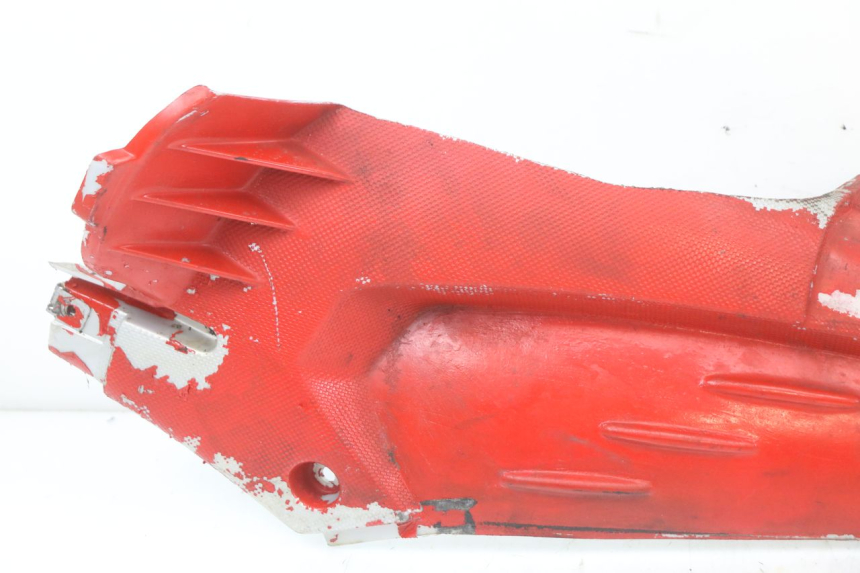 photo de TAPA BAJO ASIENTO DERECHO APRILIA SR CARB LC 2T 50 (2004 - 2012) - Zoom estado de uso