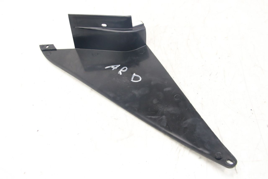 photo de TAPA DEBAJO DEL ASIENTO DERECHO JAWA STELLA BABETTA 134 50 - Zoom estado de uso