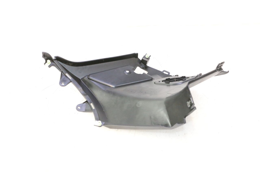 photo de TAPA BAJO ASIENTO DERECHO PEUGEOT STREETZONE NAKED 2T 50 (2014 - 2018) - Zoom estado de uso